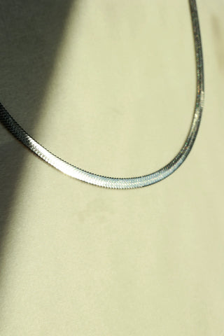SILVER HERINGBONE NECKLACE, LIQUID NECKLACE 
