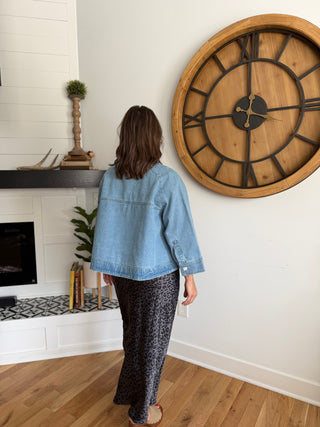 TRULY DENIM BUTTON UP TOP