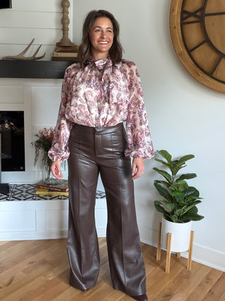 JESS FAUX LEAT. FLARES