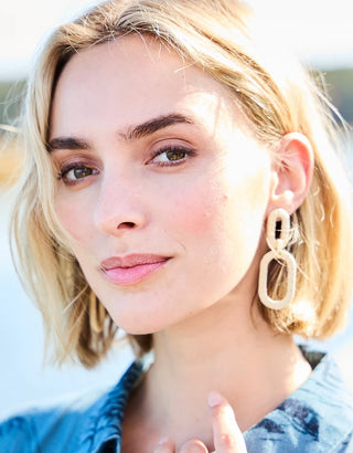 STRAW LINK EARRINGS
