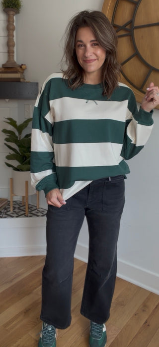 OVERSIZED STRIPED CREWNECK