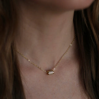 DANITY GOLD CHAIN WITH GOLD TUBE PENDANT 