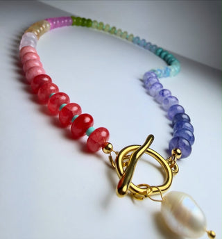 COLORFUL GEMSTONE NECKLACE WITH PEARL TOGGLE LATCH 