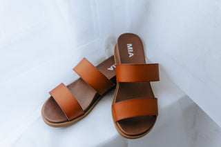 COMFY BROWN SANDAL SLIDE