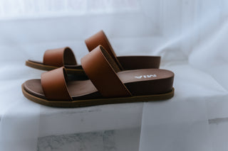 COMFY BROWN SANDAL SLIDE
