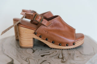MARIE WEDGE SANDAL | BED STU