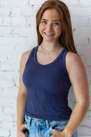 REVERSIBLE LACE TEXTURED TANK