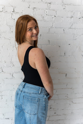 RIBBED ONE SHOULDER BODYSUIT