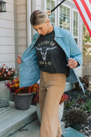 DENIM LIGHT WASH QUILTED JACKET