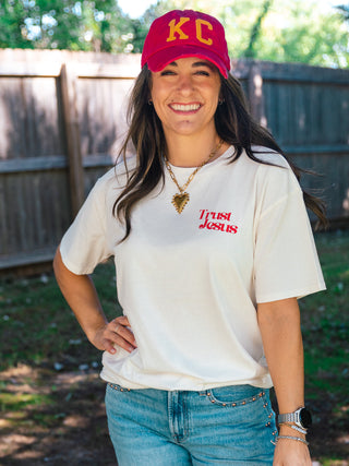 TRUST JESUS GRAPHIC TEE