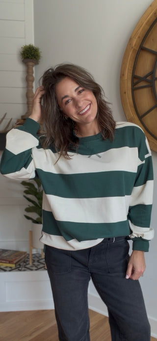OVERSIZED STRIPED CREWNECK