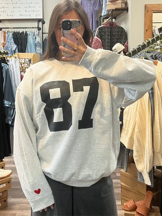 JK-87 SWEATSHIRT WITH HEART