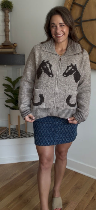 WESTERN COLLARD SWEATER