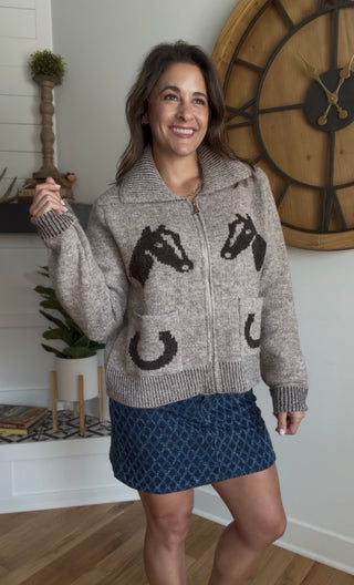 WESTERN COLLARD SWEATER