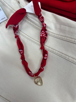 N&S-BANDANA NECKLACE