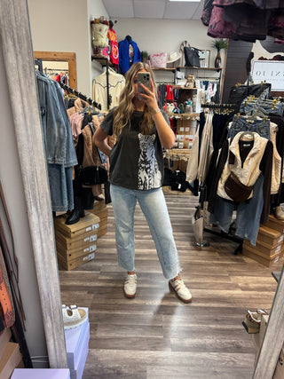 AUO-WHITE LEOPARD TEE