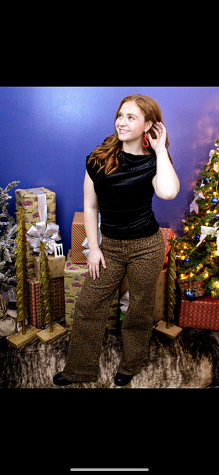 H&T- ASYMMETRICAL VELVET TOP