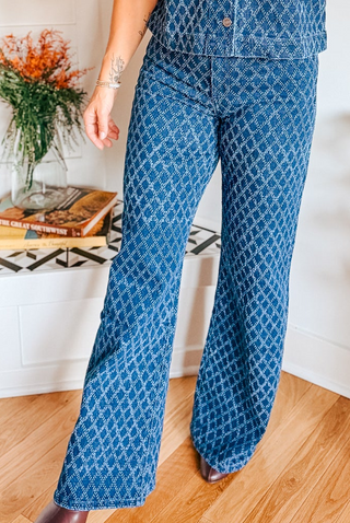 EMBER DIAMOND PRINT DENIM