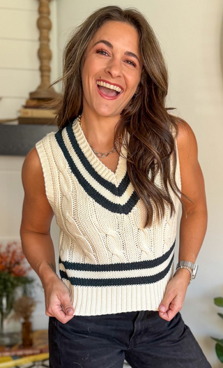 NOVEL SWEATER VEST