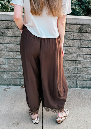 LACE TRIM BARREL PANTS