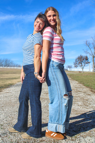 LIV- V NECK KNIT TEE