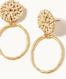 RAFFIA AND GOLD EARRINGS WITH HOOPS