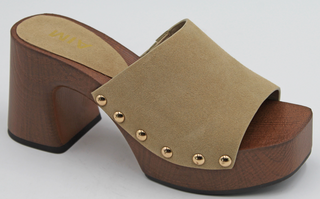EMMERIE CLOG