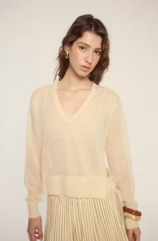 ECRU SUPER LIGHTWEIGHT SWEATER