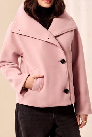 LIGHT PINK PEACOAT WITH BUTTONS AND LARGE COLLAR 