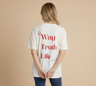 TRUST JESUS GRAPHIC TEE