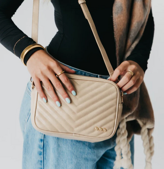 PS-WOVEN WILLOW CAMERA BAG