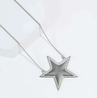 GLENDA NECKLACE
