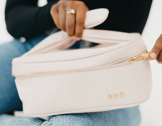 MADELYN BOW MAKEUP BAG