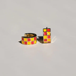 N&S: HUGGIES