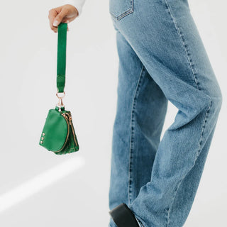 PS-WONDERLUST WRISTLET